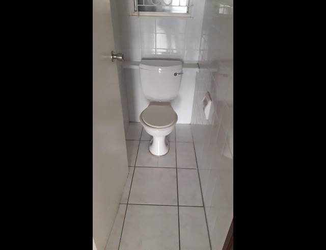 2 BEDROOM FLAT RENTED IN MORNINGSIDE
